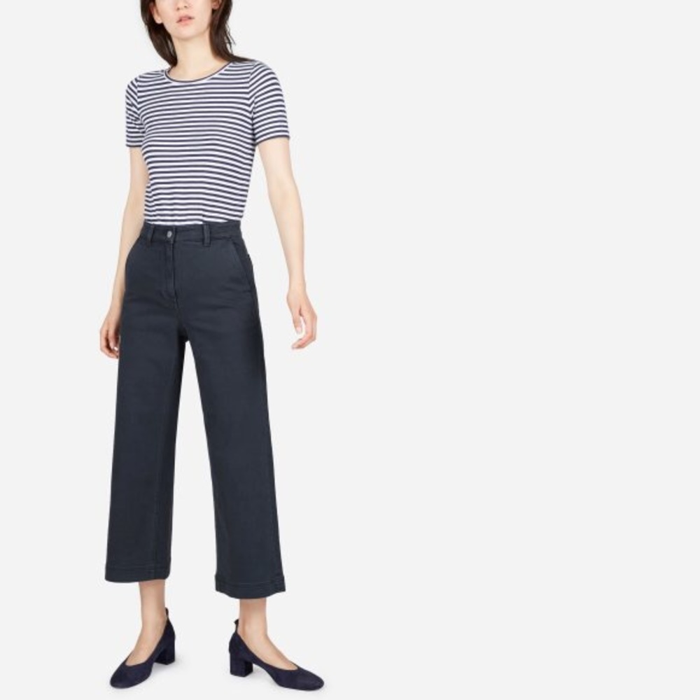 Everlane Wide Leg Crop in Navy - size 2